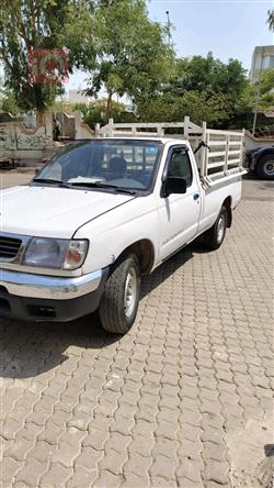 Nissan Pickup